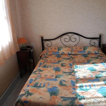 Le Relais De Boralde Hotel Espalion Bagian luar foto