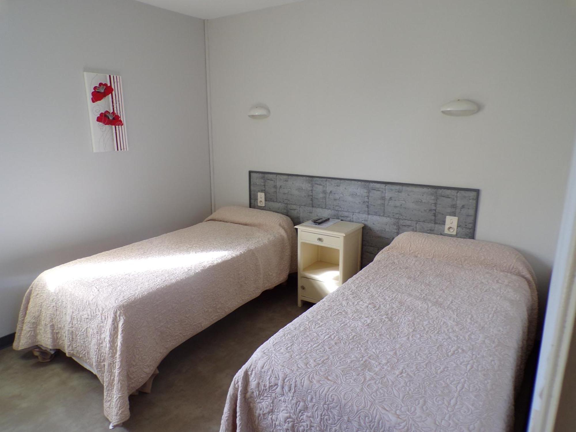Le Relais De Boralde Hotel Espalion Bagian luar foto