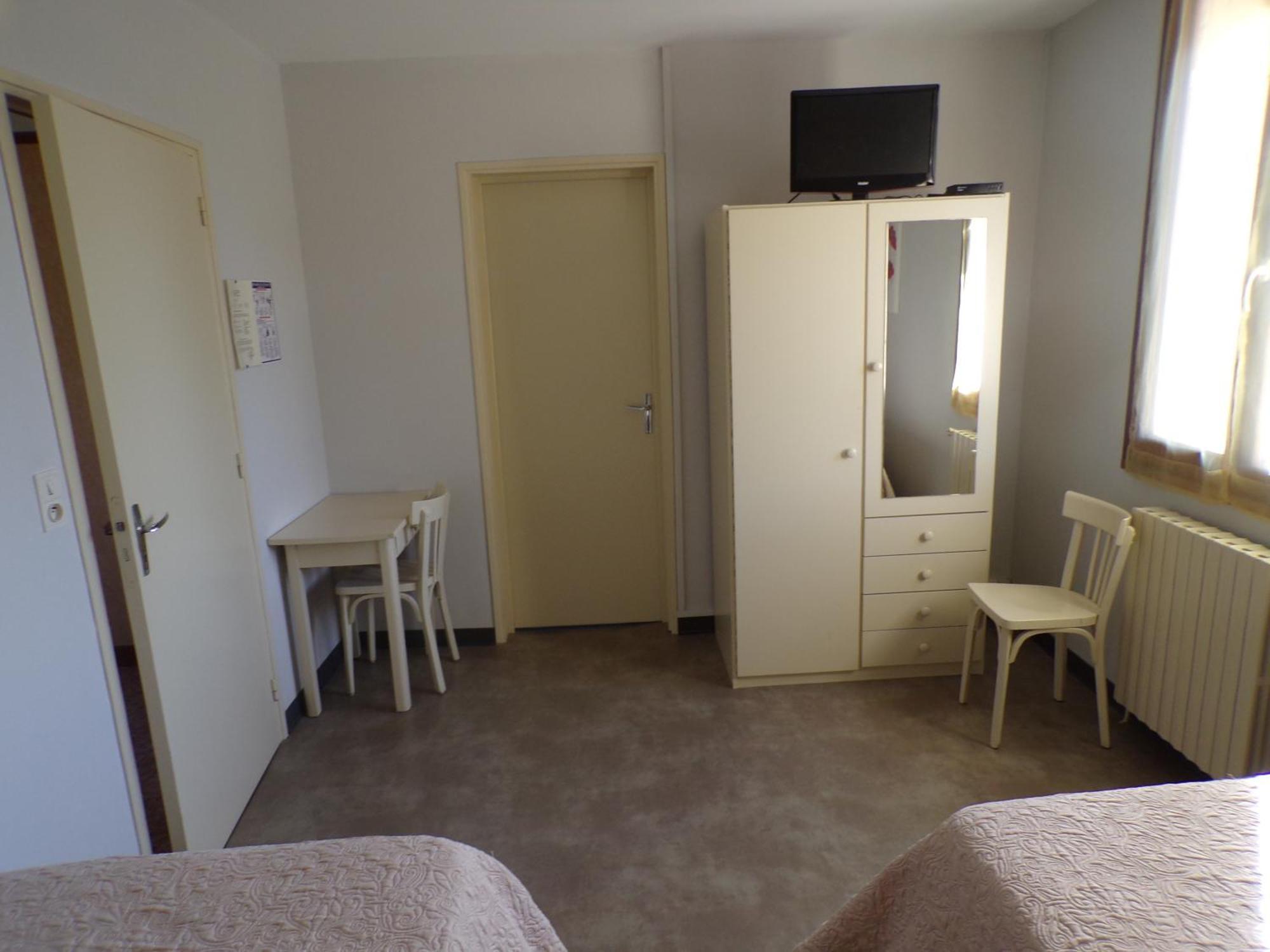 Le Relais De Boralde Hotel Espalion Bagian luar foto