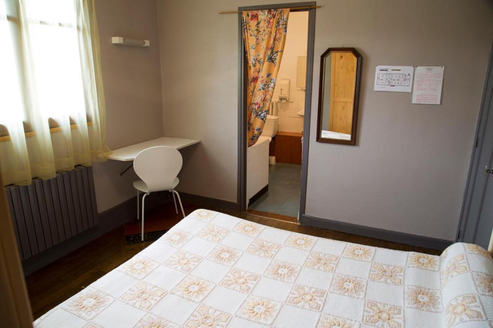 Le Relais De Boralde Hotel Espalion Bagian luar foto