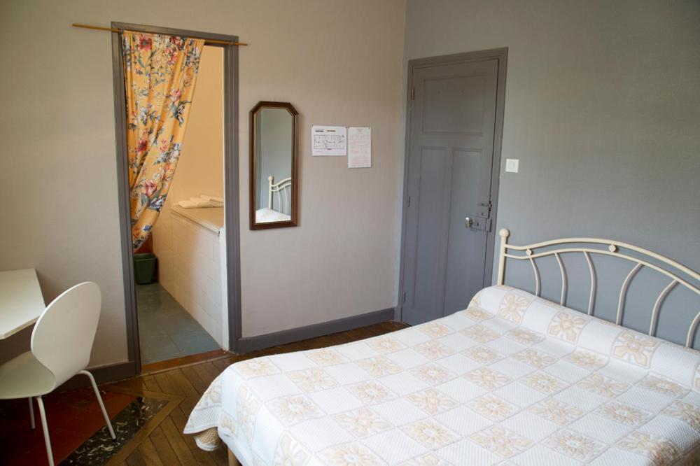 Le Relais De Boralde Hotel Espalion Bagian luar foto