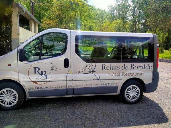 Le Relais De Boralde Hotel Espalion Bagian luar foto