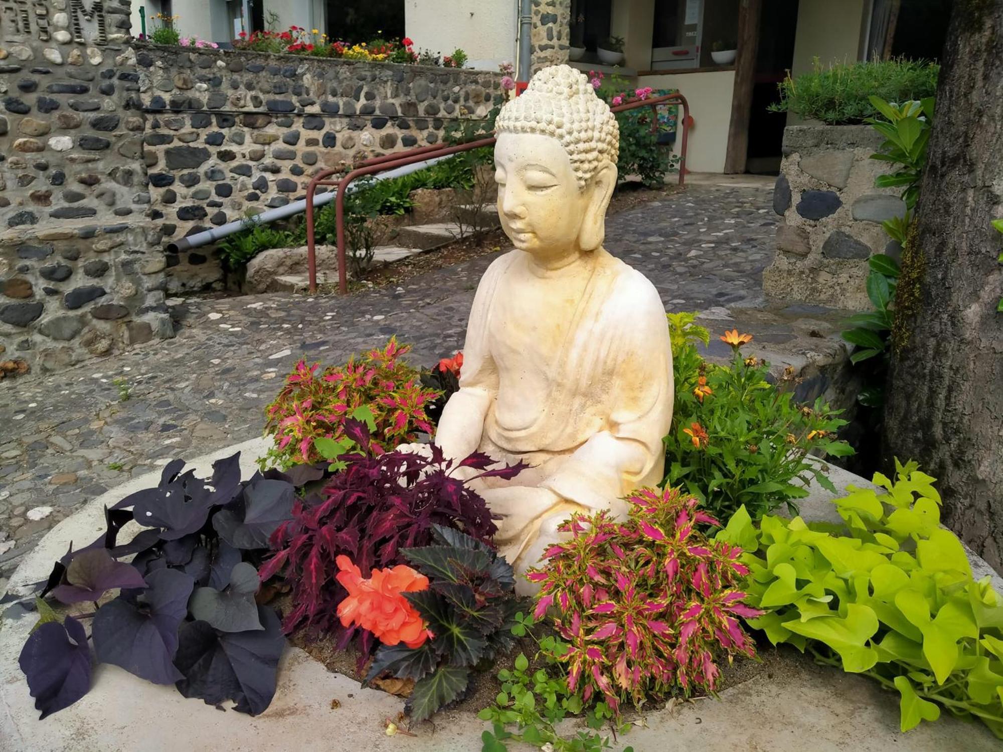 Le Relais De Boralde Hotel Espalion Bagian luar foto
