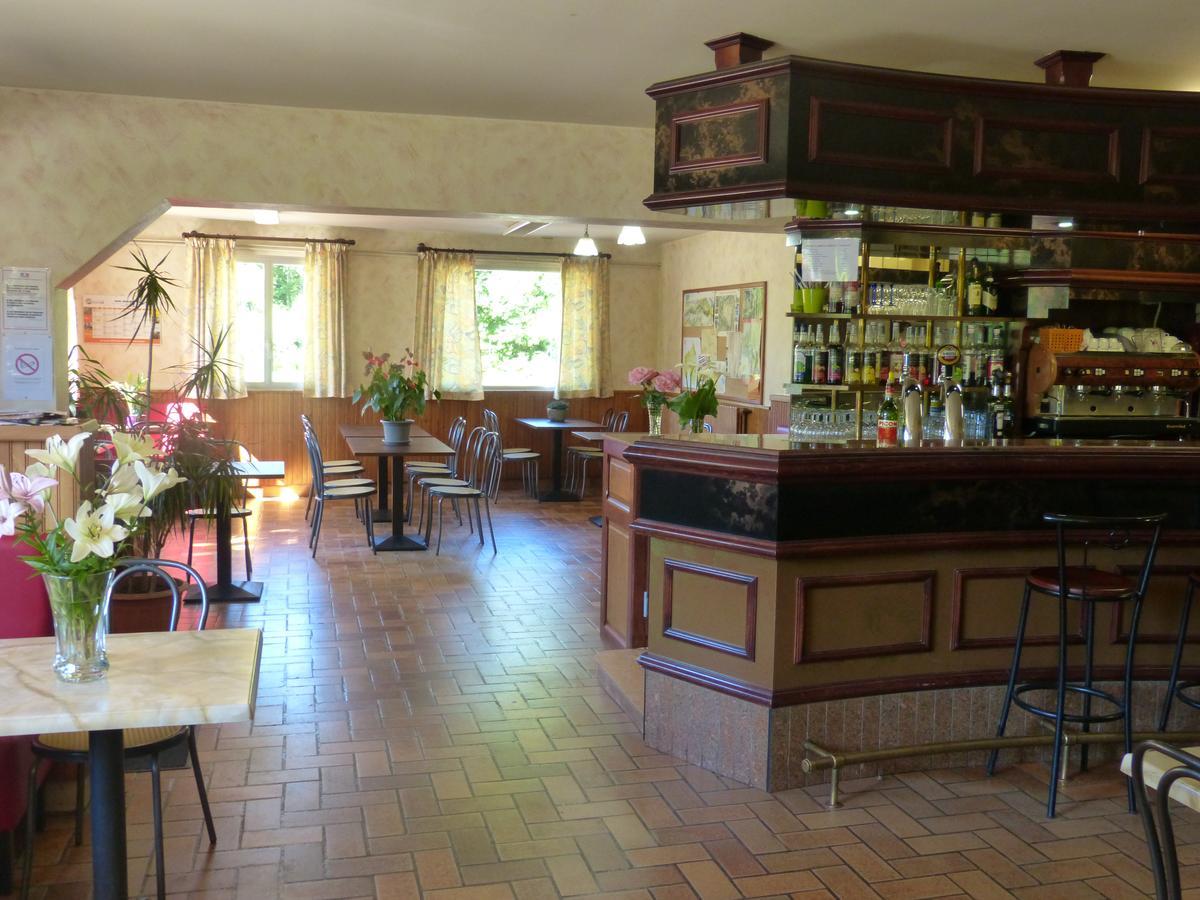 Le Relais De Boralde Hotel Espalion Bagian luar foto