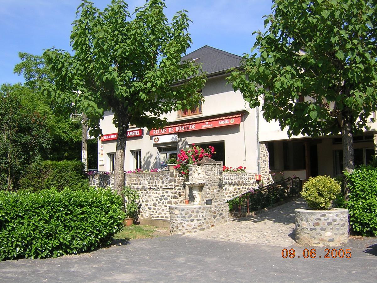 Le Relais De Boralde Hotel Espalion Bagian luar foto